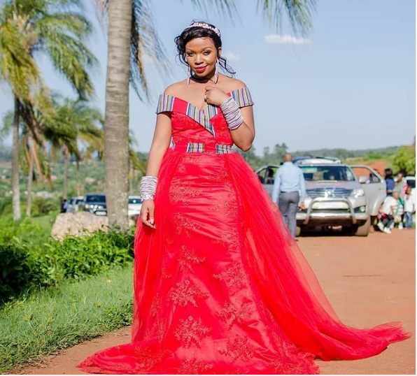 Beautiful Red Tulle and Satin Venda Dress 2022