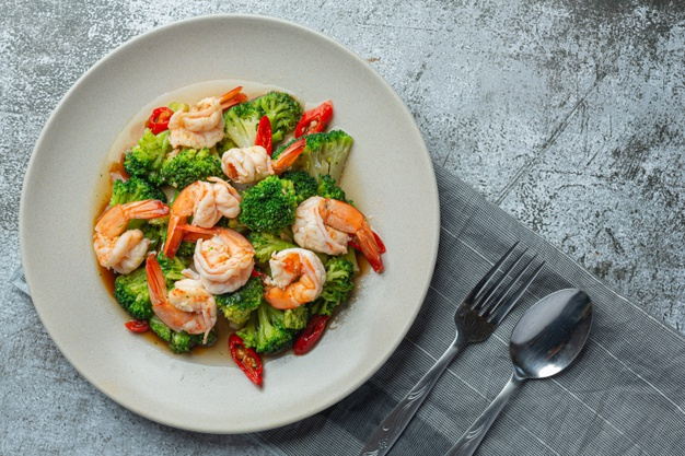 Cooked Prawns with broccoli