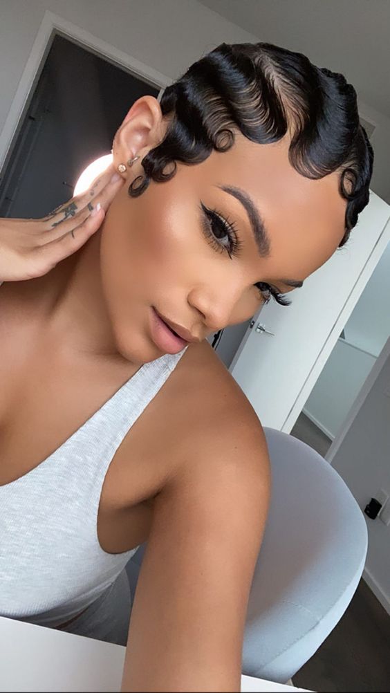 5 Hairstyles to hide receding hairline for Black females - Sunika  Traditional African Clothes
