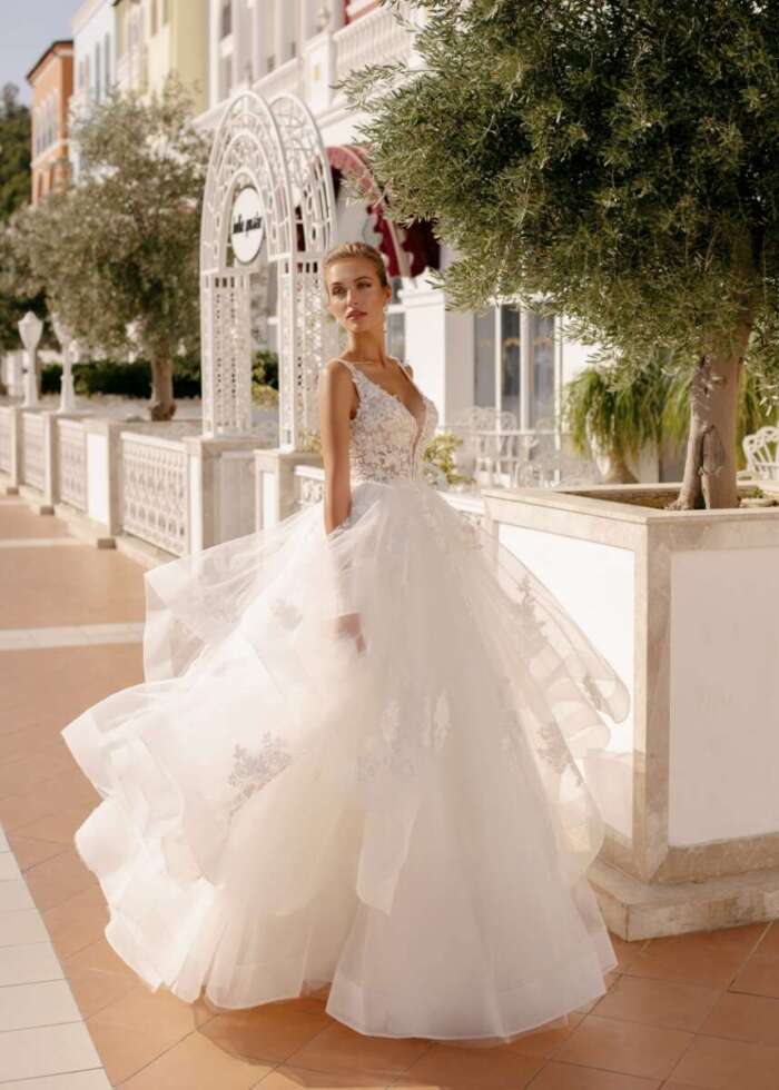 Ball Gown Wedding Dresses - Sunika Magazine