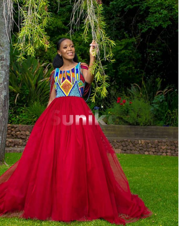 Red Traditional Wedding Dresses