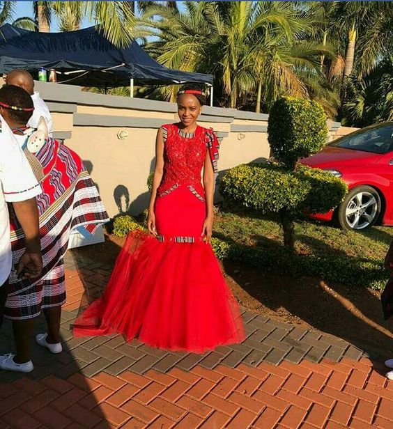 Red Venda Traditional Wedding Dress with Tulle 2019