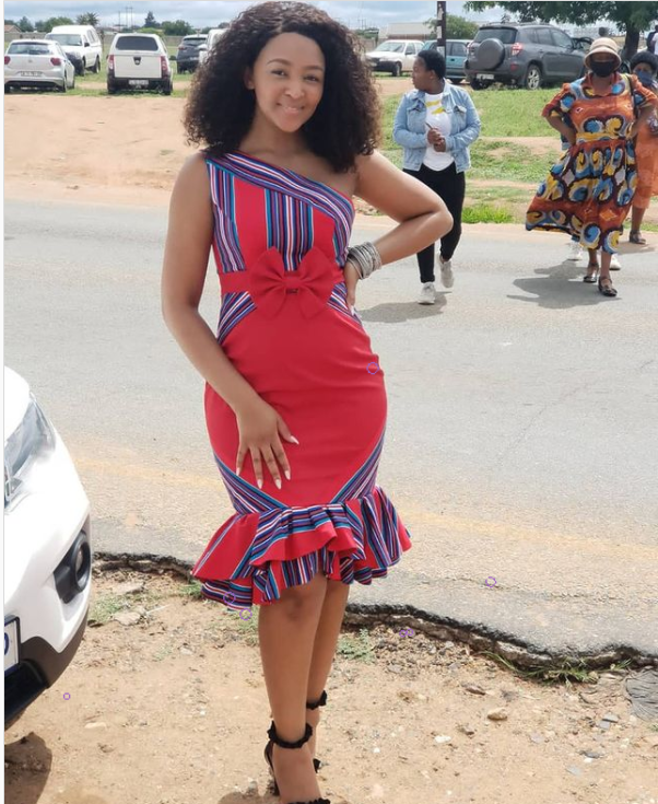 Beautiful Venda Dress with front bow