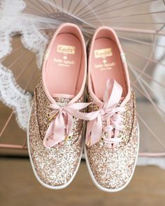 Bridal_Converse.jpg - 15.76 kB