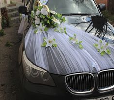 Car_deco_design_with_flowers.jpg - 12.55 kB