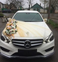 Flower_design_wedding_car_deco.jpg - 13.87 kB