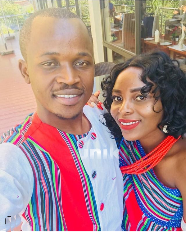 Match Venda Couple Attire covered buttons