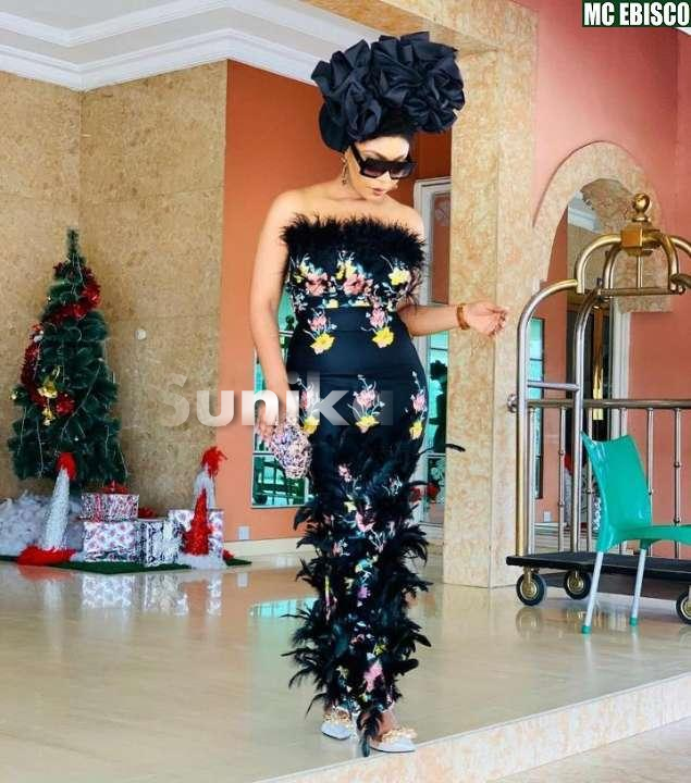 Black and Yellow Aso Ebi