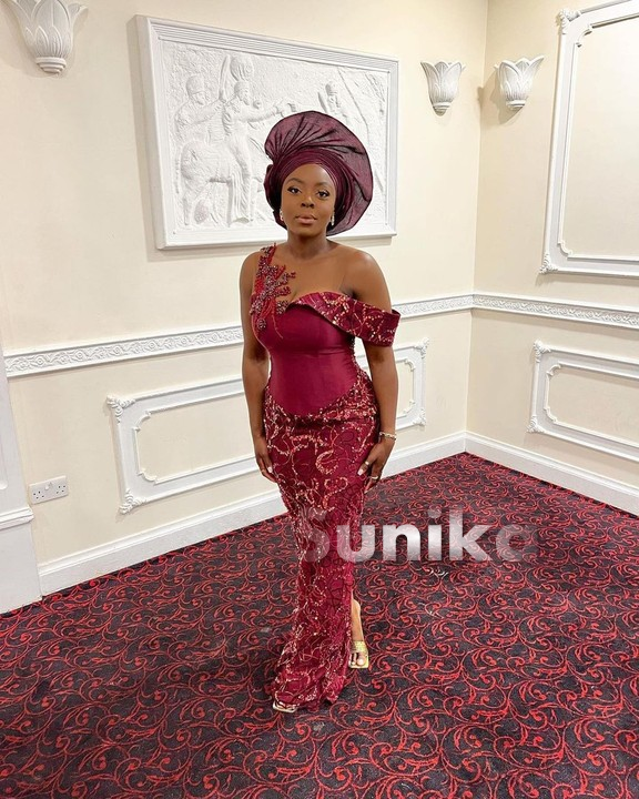 Burgundy aso ebi