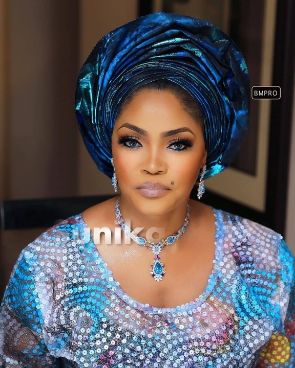 Metallic Blue Gele